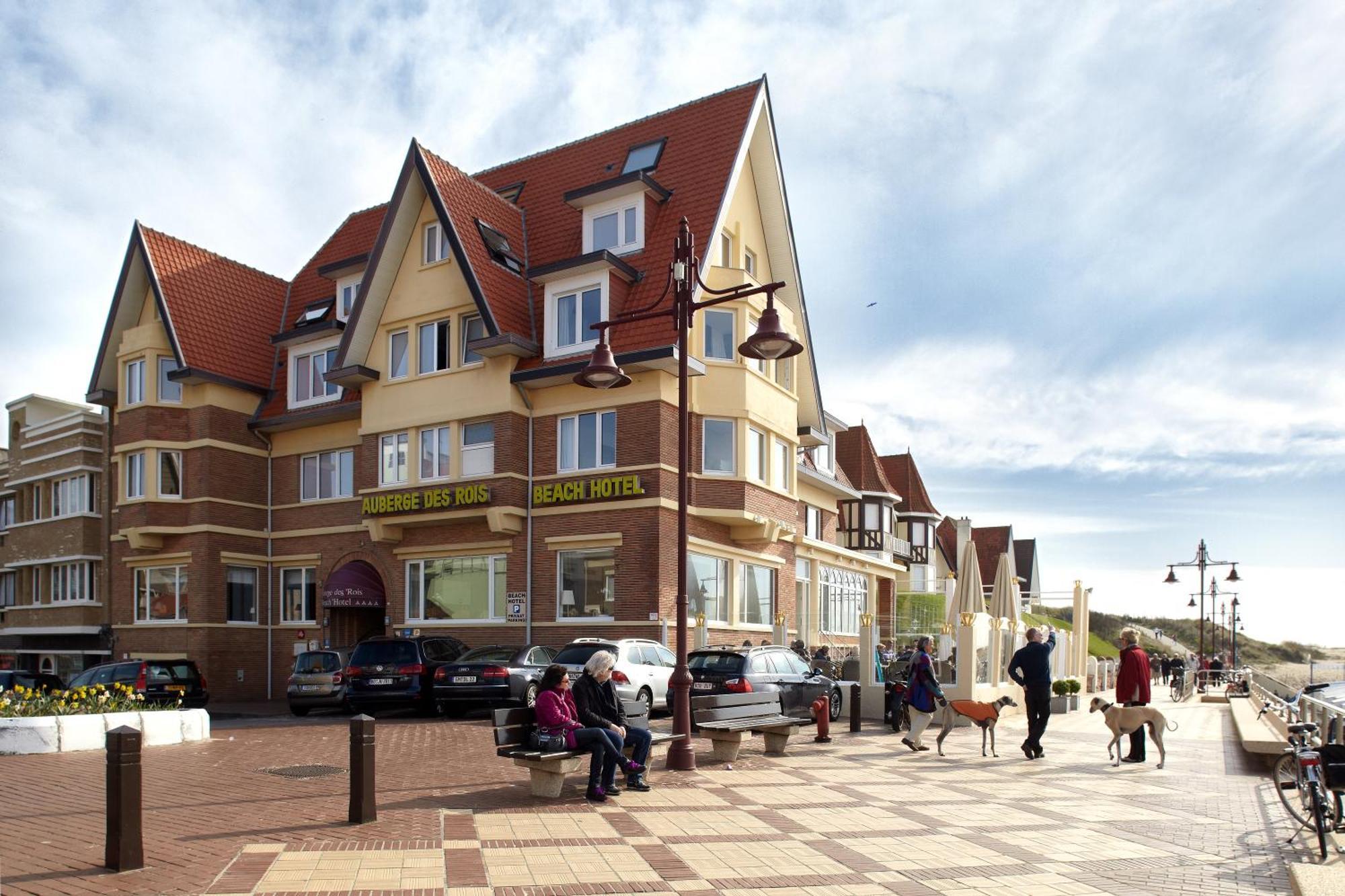 Beach Hotel De Haan Exterior photo